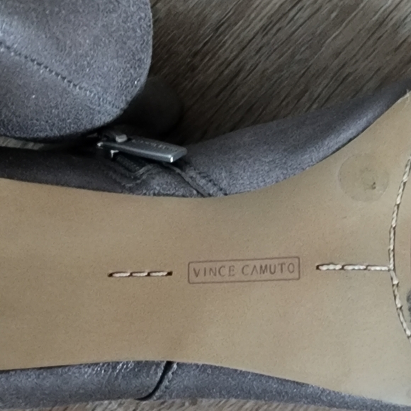 Keeshey Bootie Vince Camuto 9.5M - Picture 3 of 3